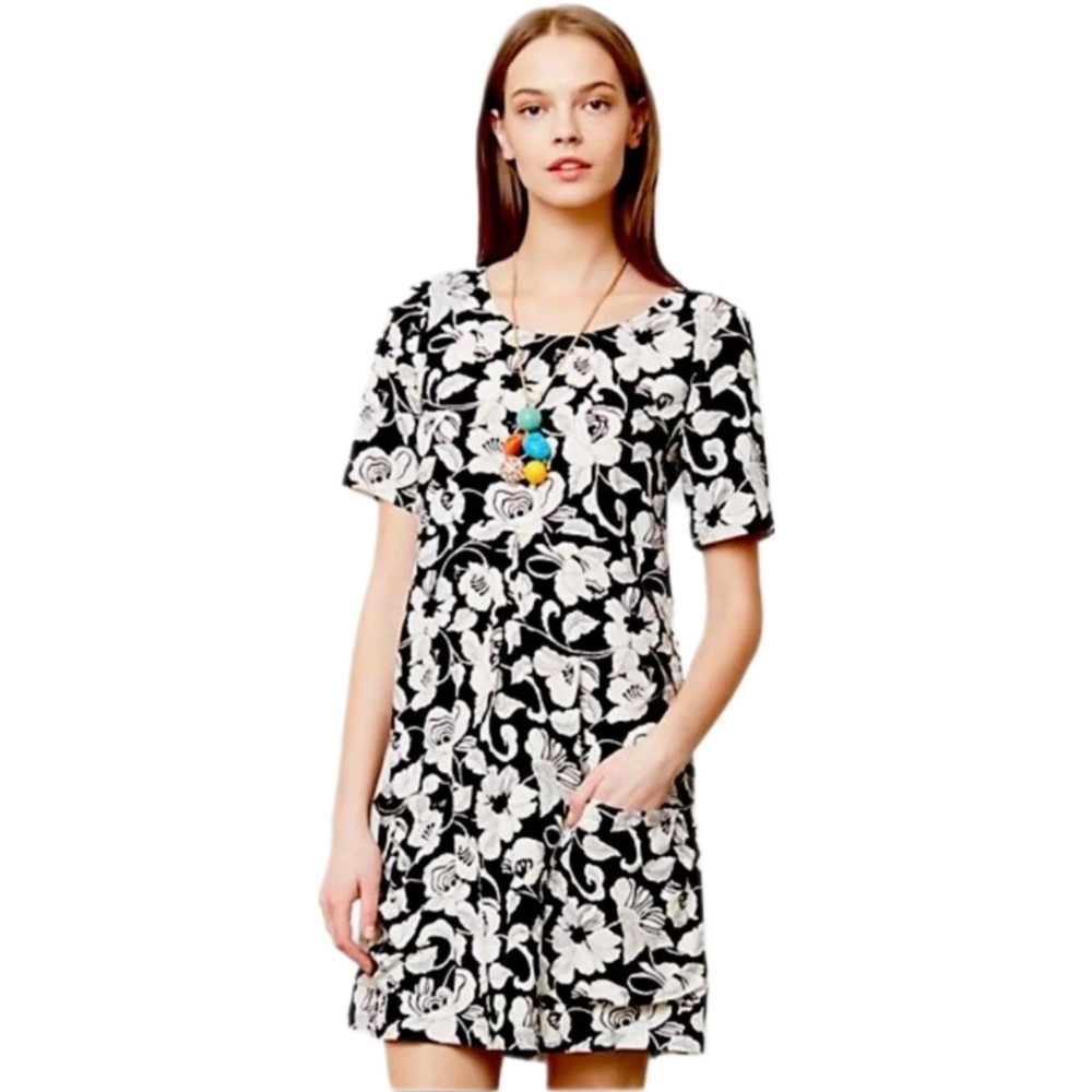 Anthropologie Maeve Zola rayon black & white floral shift mini dress. 6. NWT